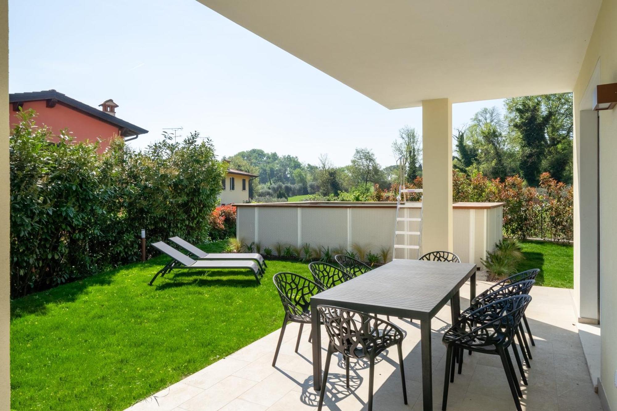 Luxury Villas Gardenia With Private Pool 파뎅게술가르다 외부 사진