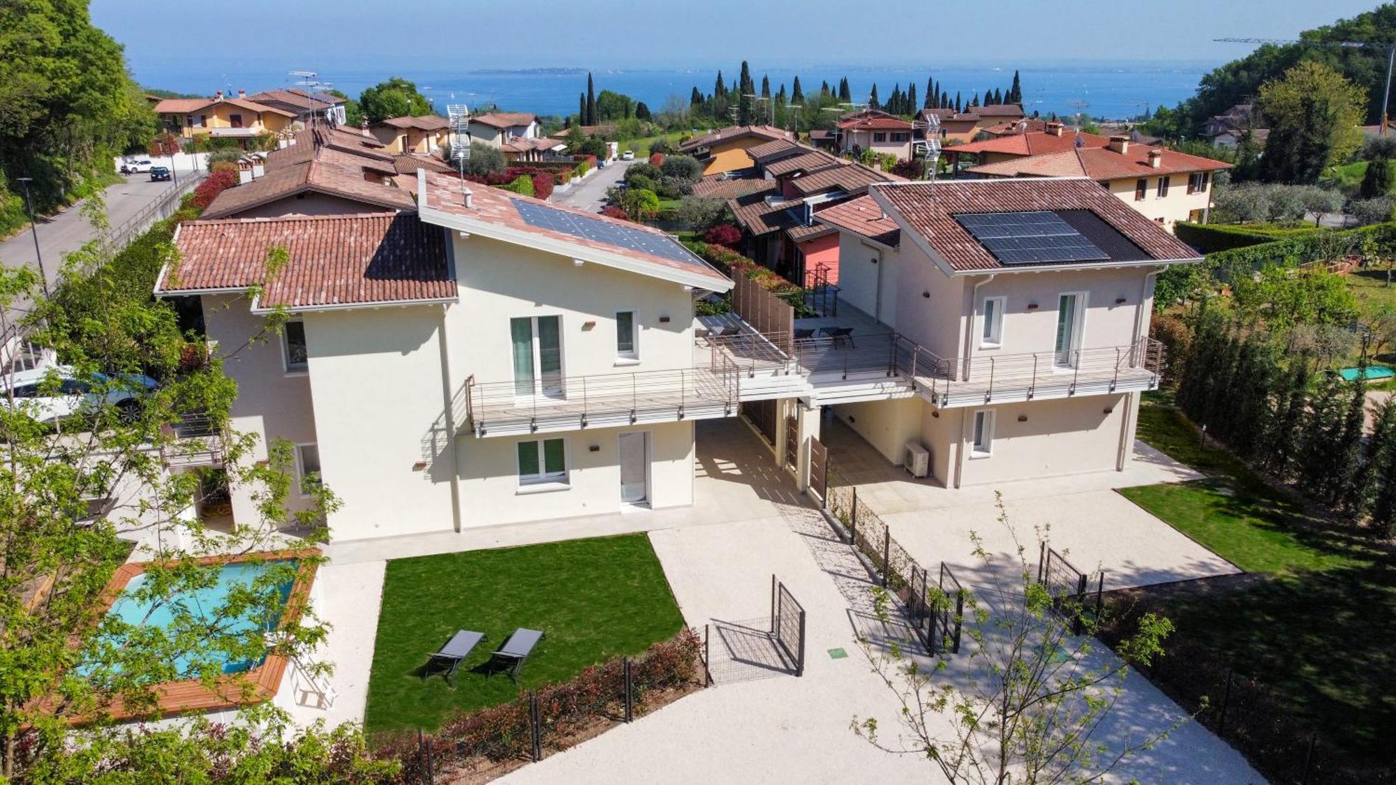 Luxury Villas Gardenia With Private Pool 파뎅게술가르다 외부 사진