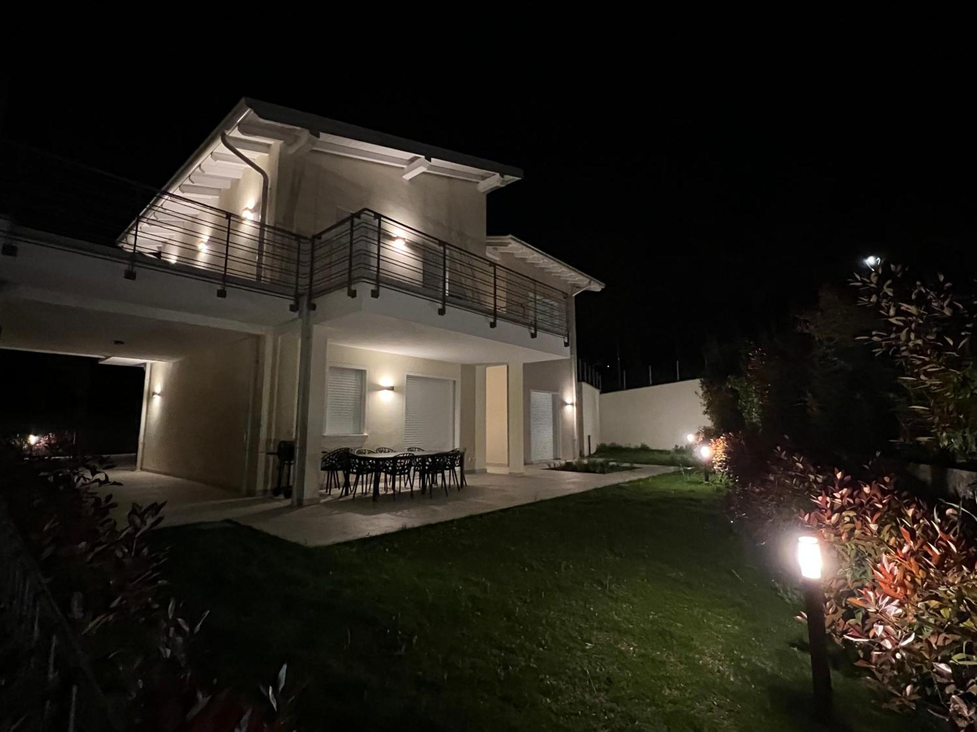 Luxury Villas Gardenia With Private Pool 파뎅게술가르다 외부 사진